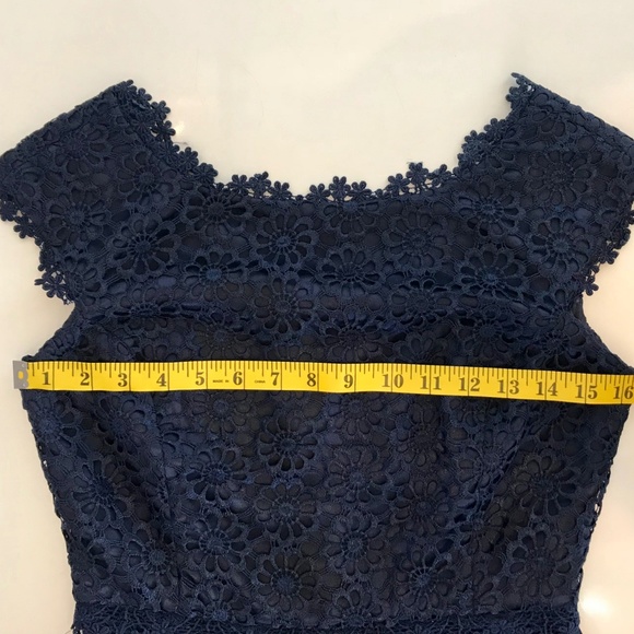 Laundry By Shelli Segal Lace Dress - Picture 7 of 8